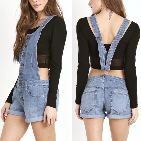 Free People Century Denim Button Front Shortalls Size 30 Mini Suspender Overalls - Picture 1 of 14